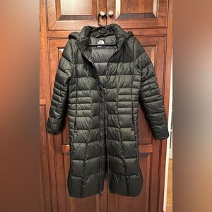 The North Face Women’s Metropolis Parka Coat